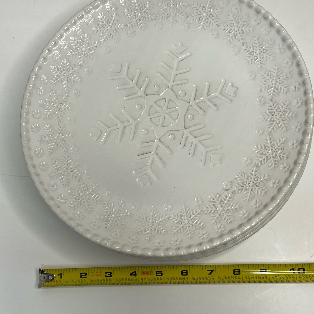 Pier 1 Snowflake Embossed Stoneware Dinner Plates Set of 6 Beige 10” Retired HTF - Picture 7 of 7